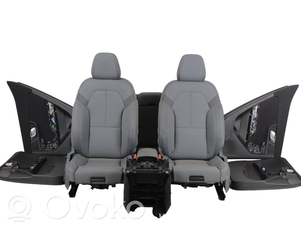 Seat set