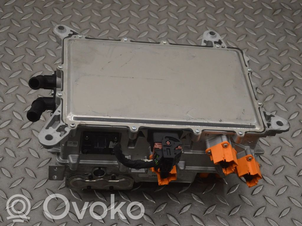 Polestar 2 Inversor/convertidor de voltaje 