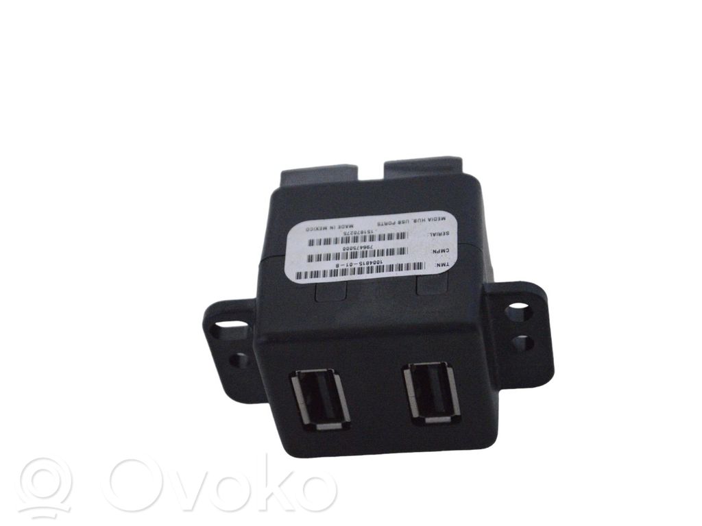 Tesla Model S Разъем USB 