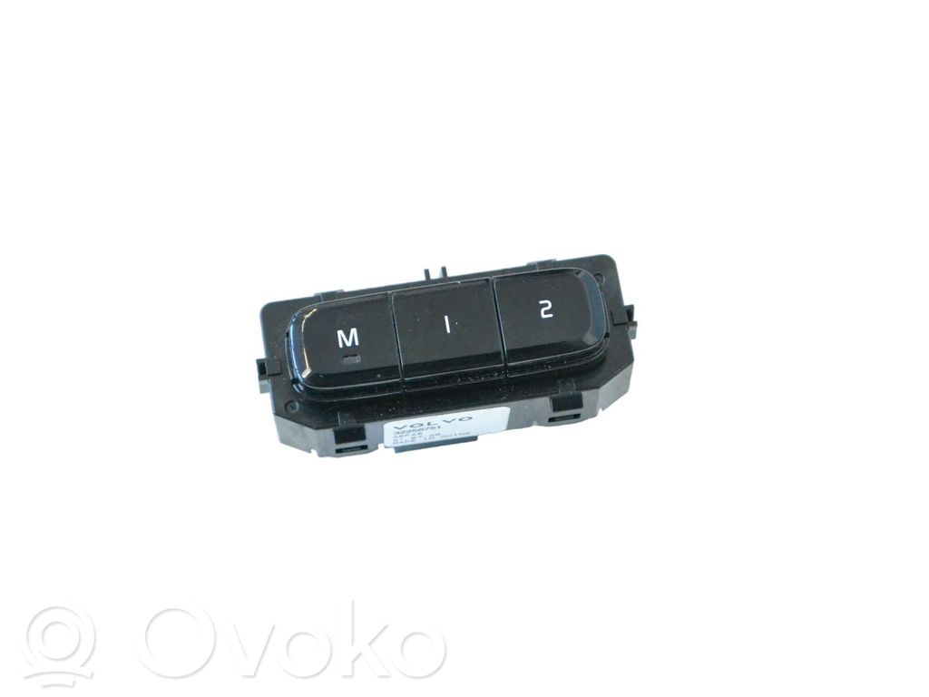 Polestar 2 Seat control switch 