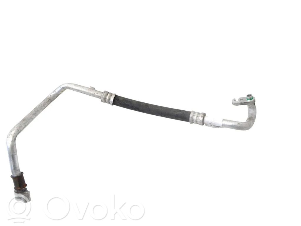 Tesla Model S Ilmastointilaitteen putki (A/C) 