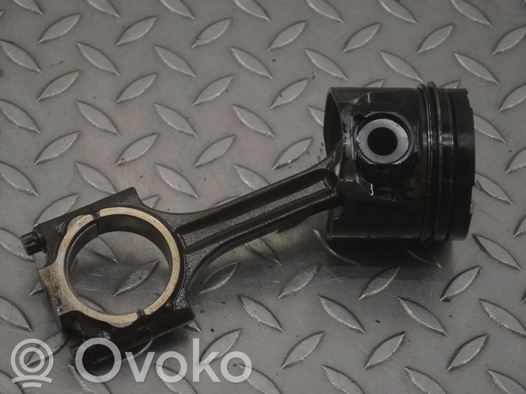 Piston