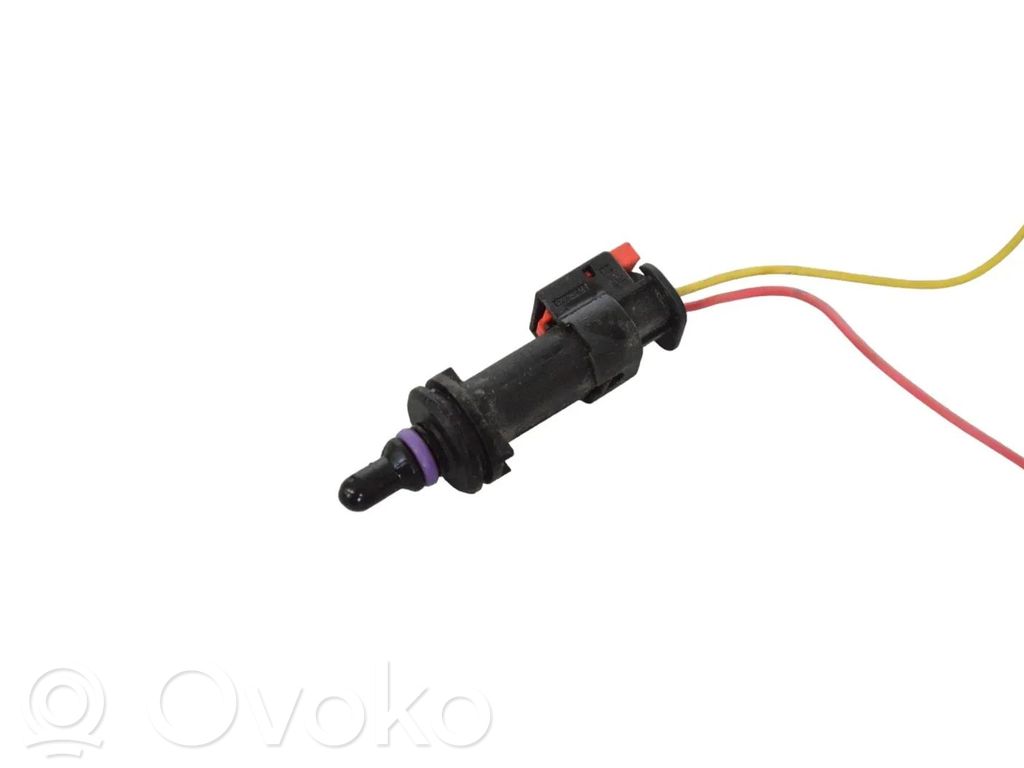 Tesla Model 3 Coolant temperature sensor 