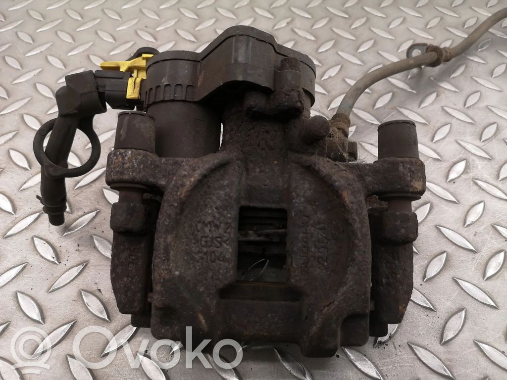 Subaru Outback (BS) Aizmugurējais suports 