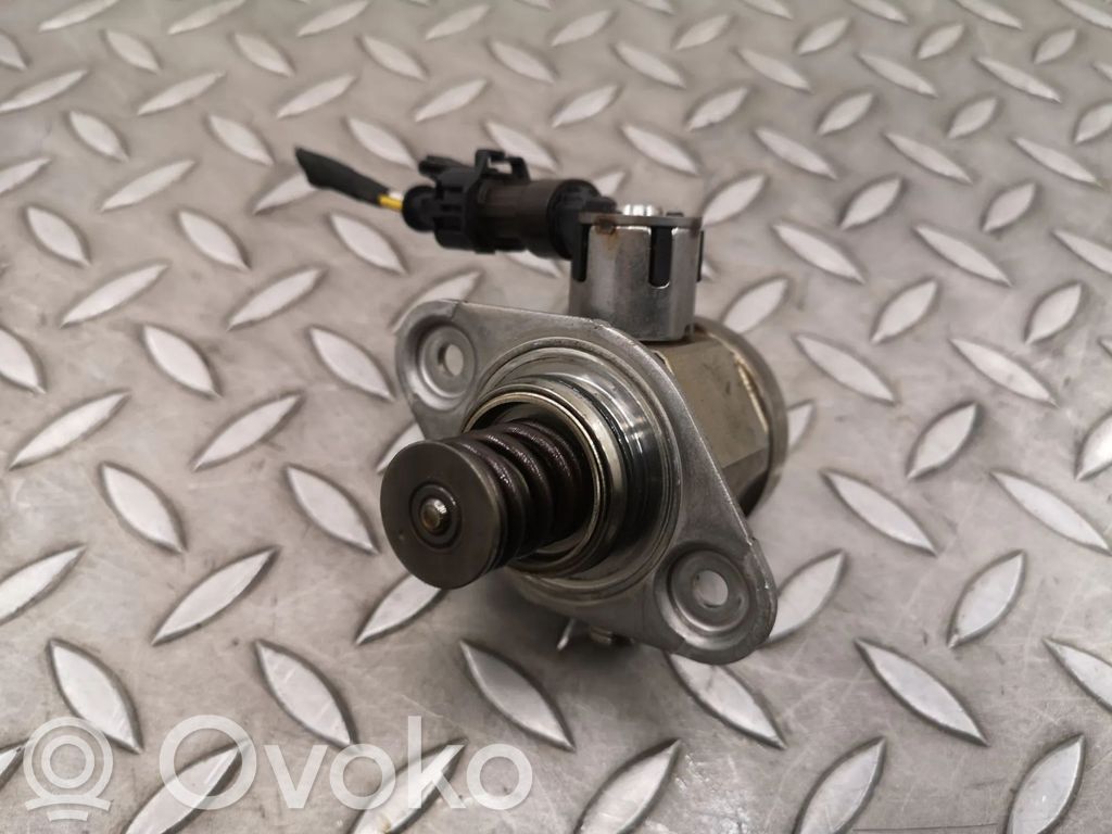 Jaguar E-Pace Fuel injection high pressure pump 