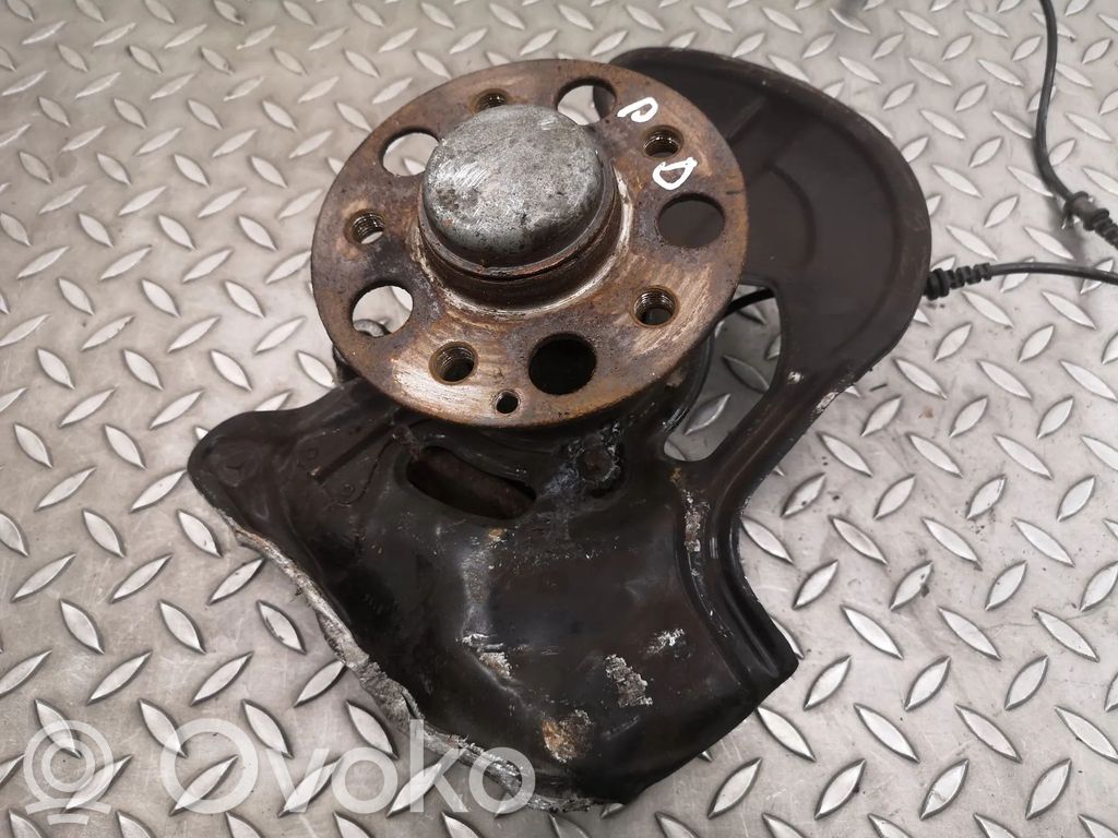 Mercedes-Benz SLK R172 Cubo de rueda delantera