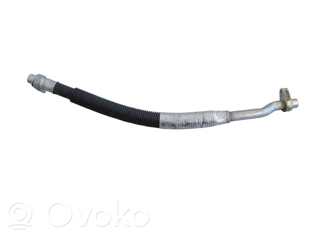 Ilmastointilaitteen putki (A/C)