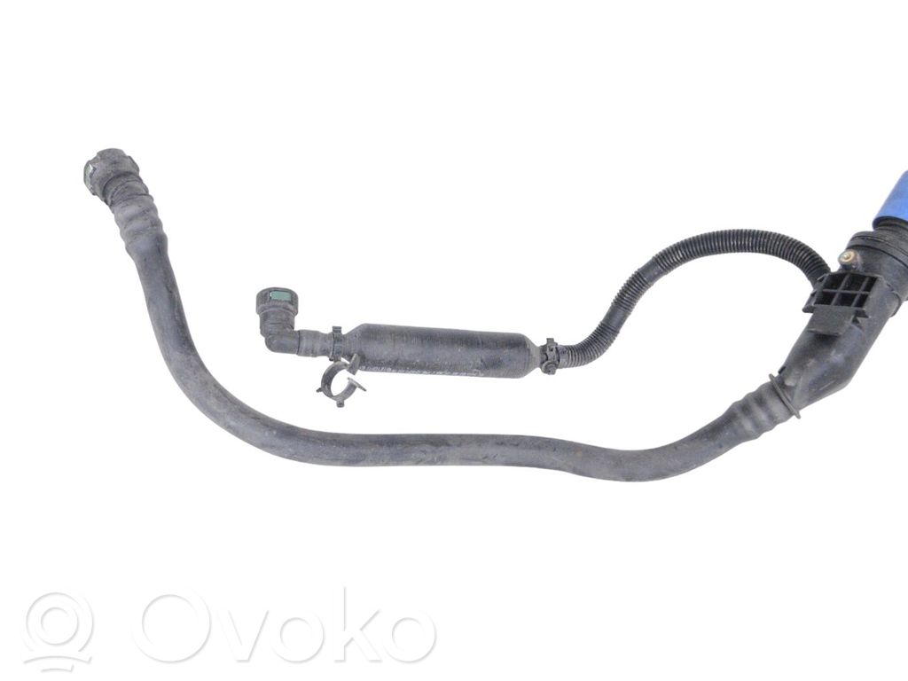 Volkswagen PASSAT B8 Rura / Wąż dolotowy powietrza 