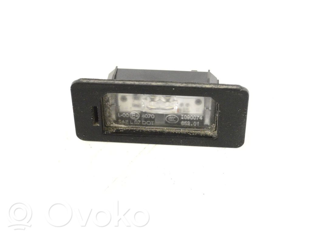 Luce targa   7193293