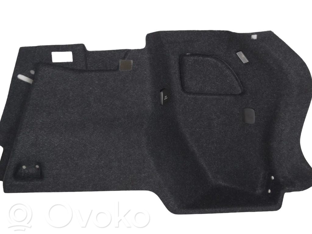 Volvo XC40 Boczek / Tapicerka / bagażnika 