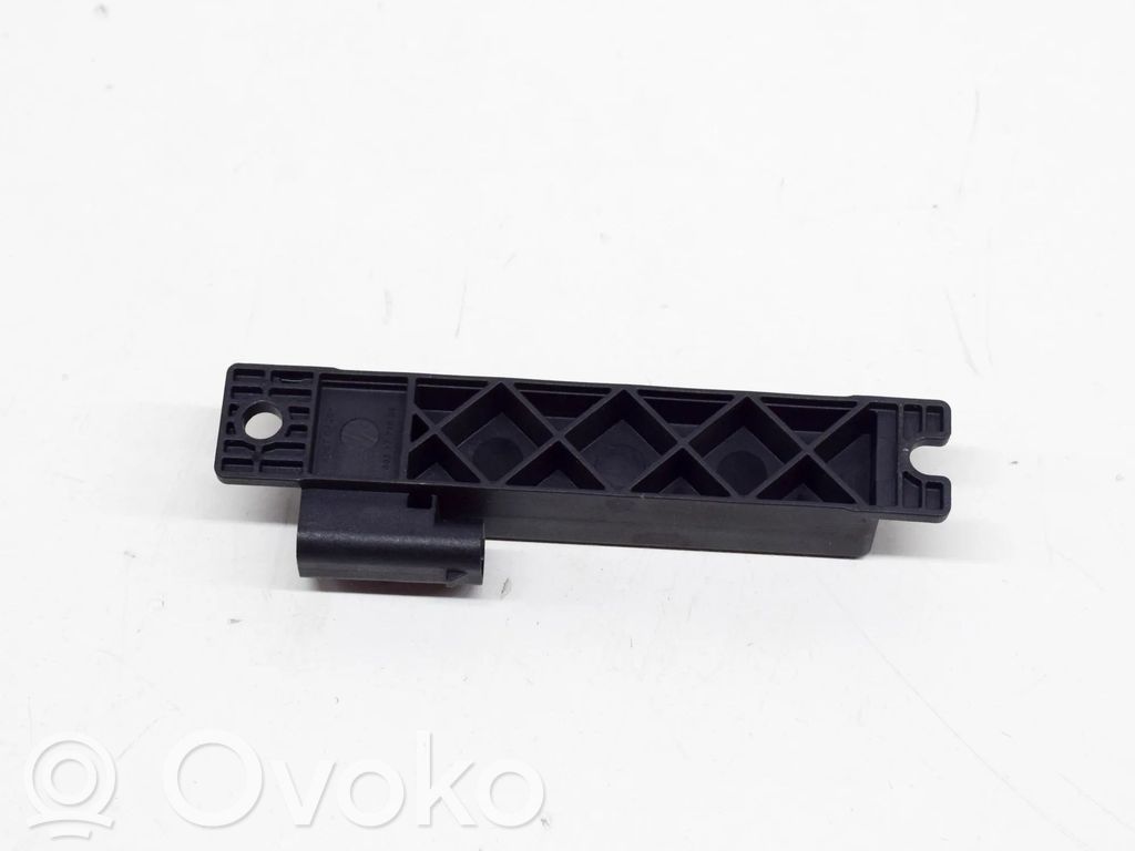 Keyless system antenna   5C8111F00,JPLA15K603AB