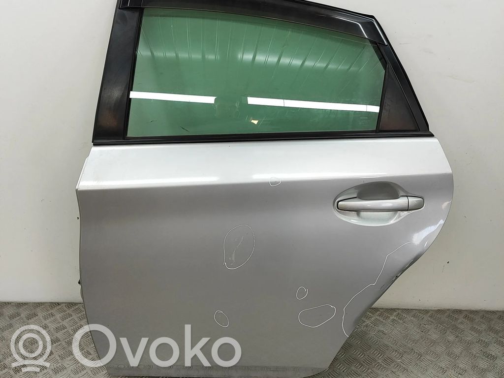 Toyota Prius (XW30) Puerta trasera 