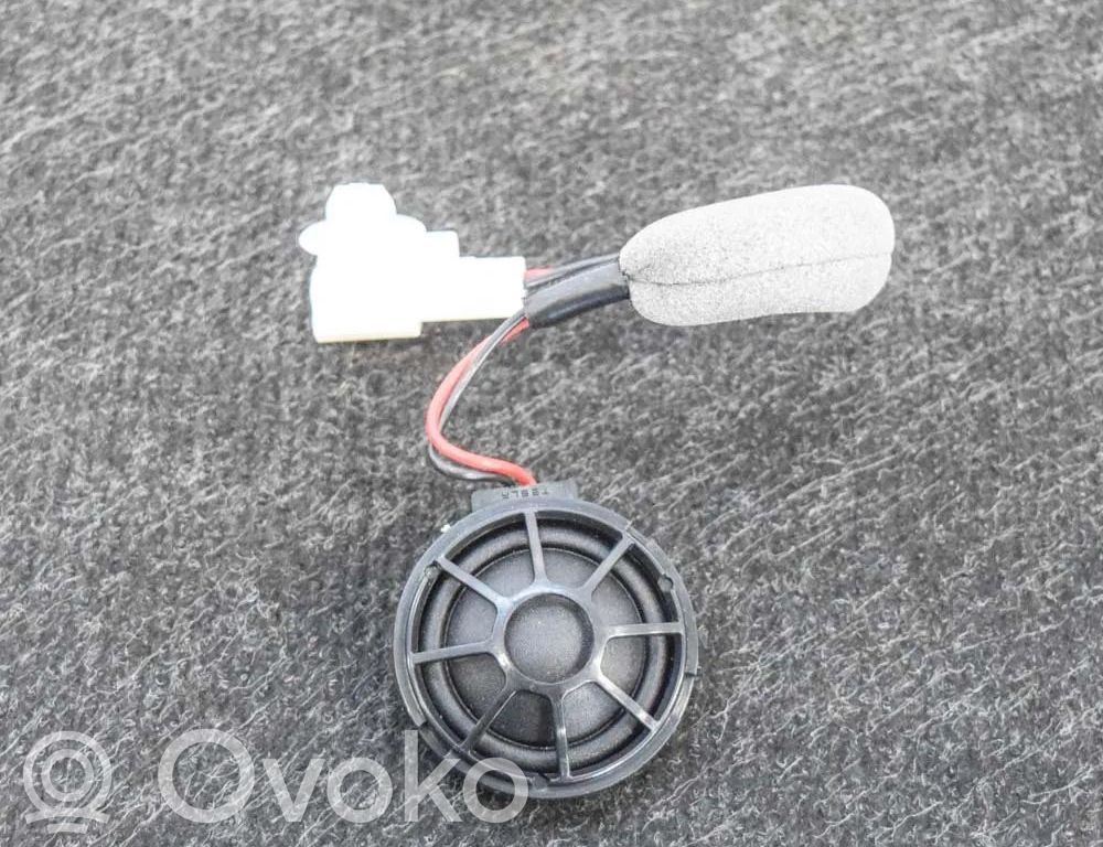 Tesla Model X Etuoven kaiutin 
