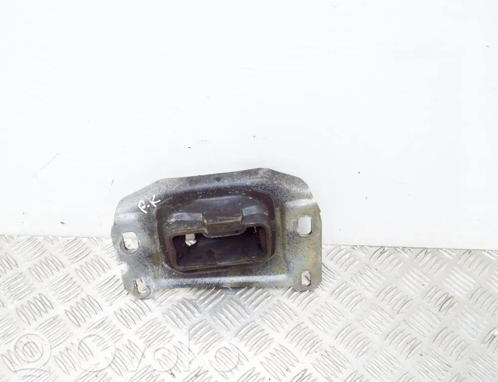 Opel Grandland X Engine mount bracket 