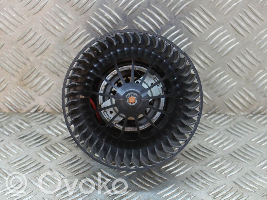 Ford Focus Mazā radiatora ventilators 