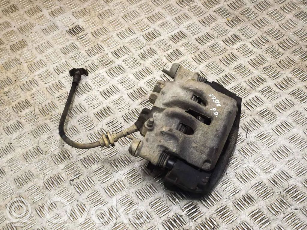 Caliper de freno delantero