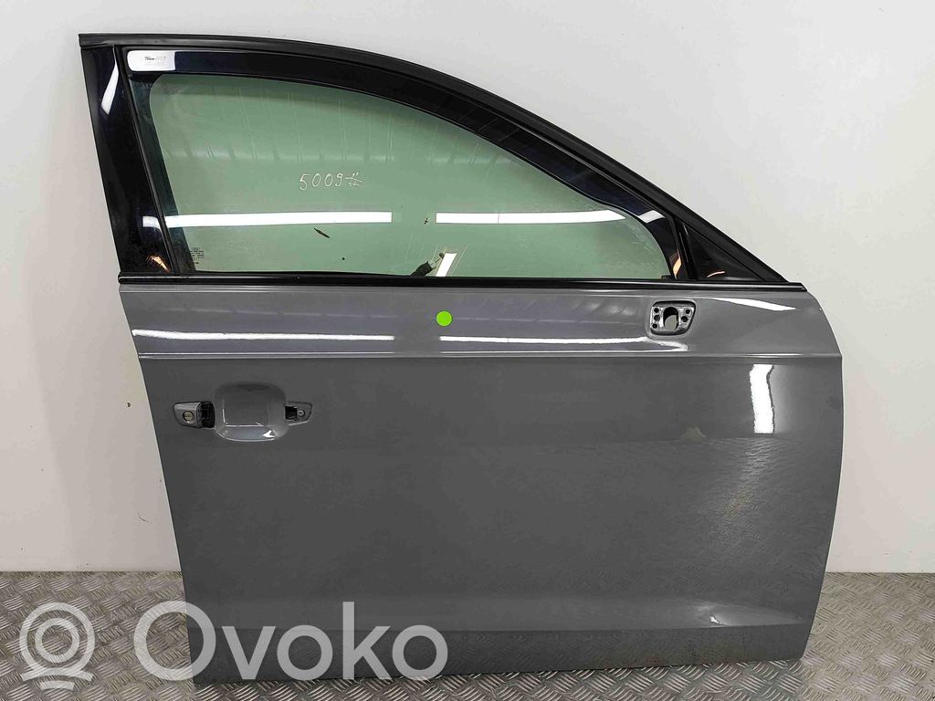 Дверь   8V4831052B