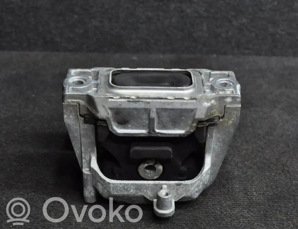 Audi A3 S3 8P Engine mount bracket 