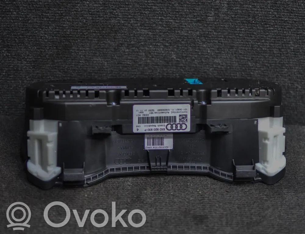 Audi A1 Speedometer (instrument cluster) 