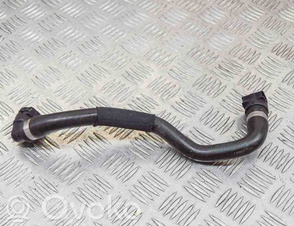 BMW 4 F36 Gran coupe Conductă/furtun lichid de răcire motor 