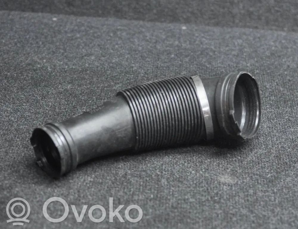 Audi Q5 SQ5 8R Air intake duct part 