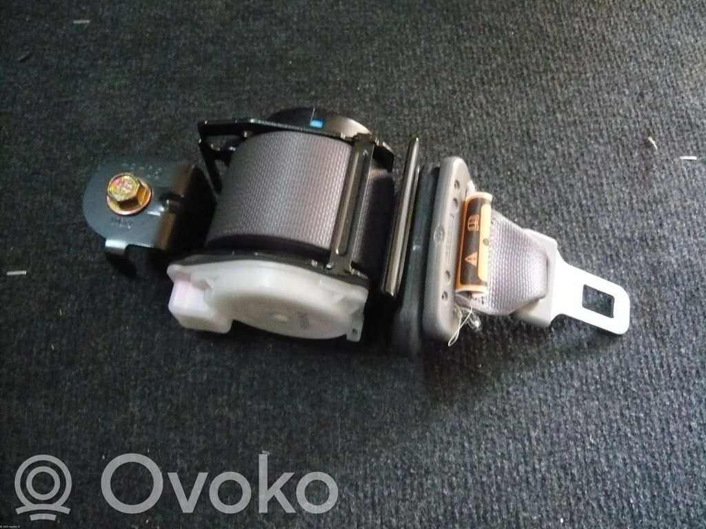 Mazda 6 Cinturón trasero 