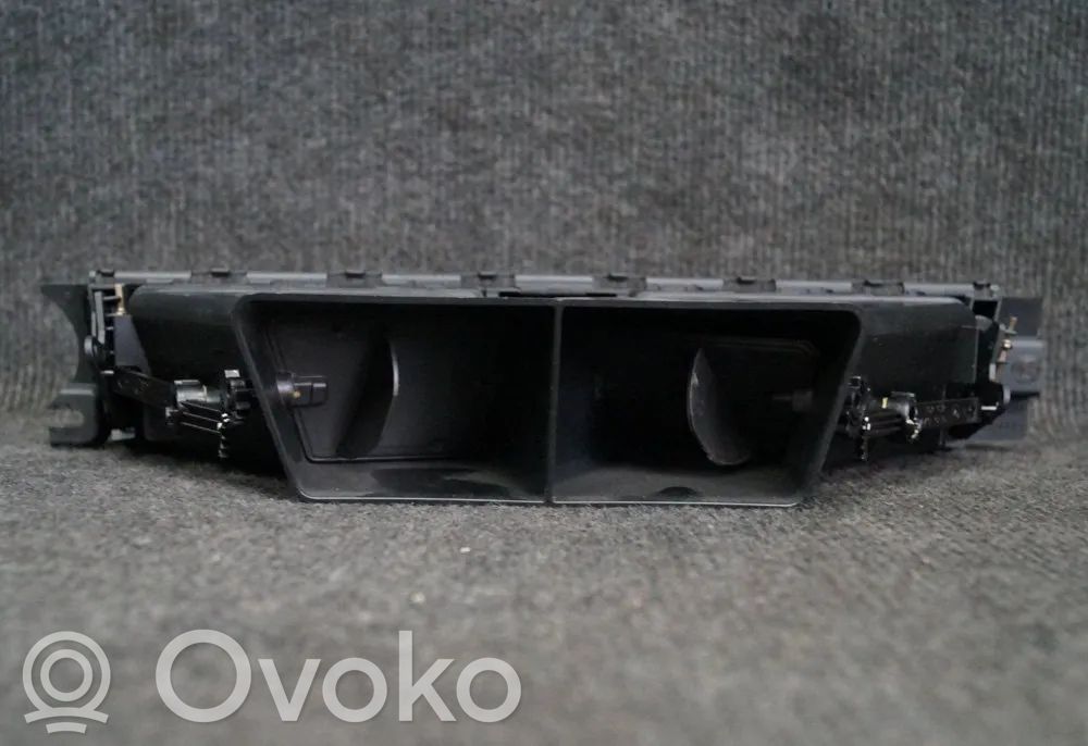 BMW 3 E90 E91 Dashboard air vent grill cover trim 