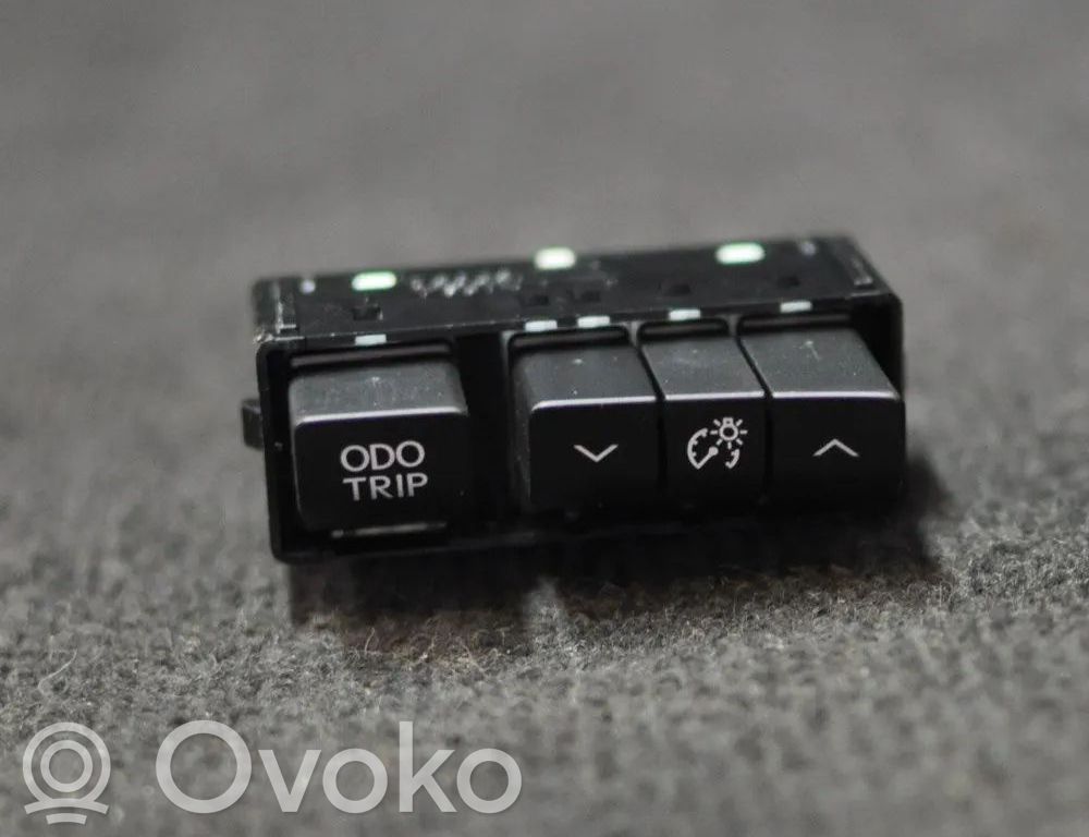 Lexus NX Autres commutateurs / boutons / leviers 