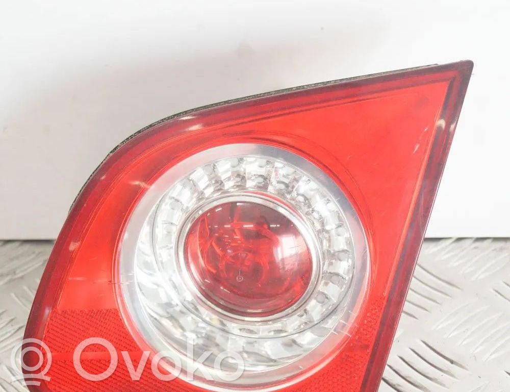Volkswagen PASSAT B6 Luci posteriori del portellone del bagagliaio 