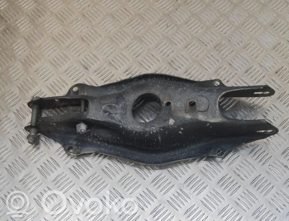 Basculă superioară spate   A2053521900