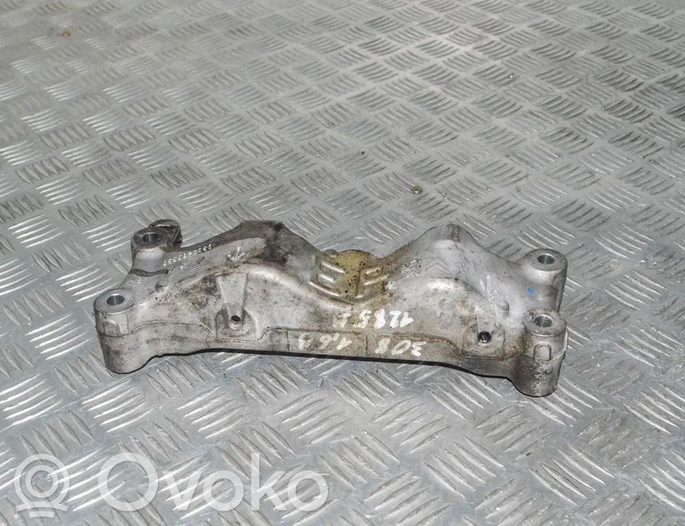 Citroen C3 Picasso Engine mounting bracket 