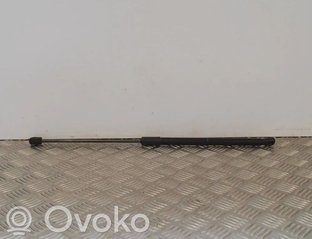 Audi A3 S3 8V Tailgate/trunk strut/damper 