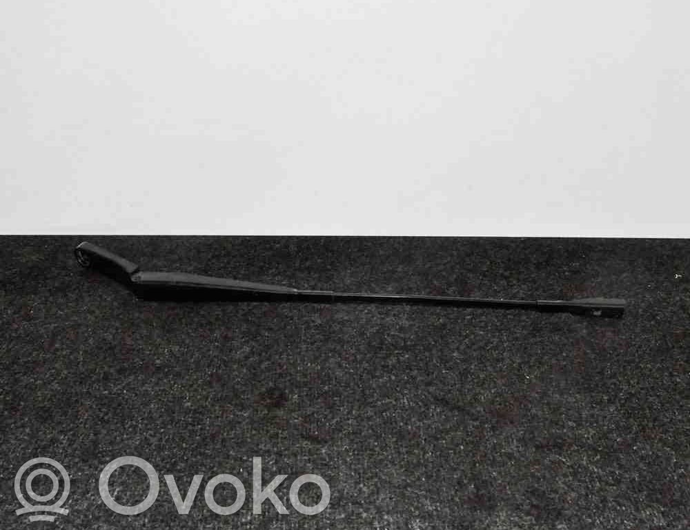 Volkswagen Jetta VI Wycieraczka szyby przedniej / czołowej 