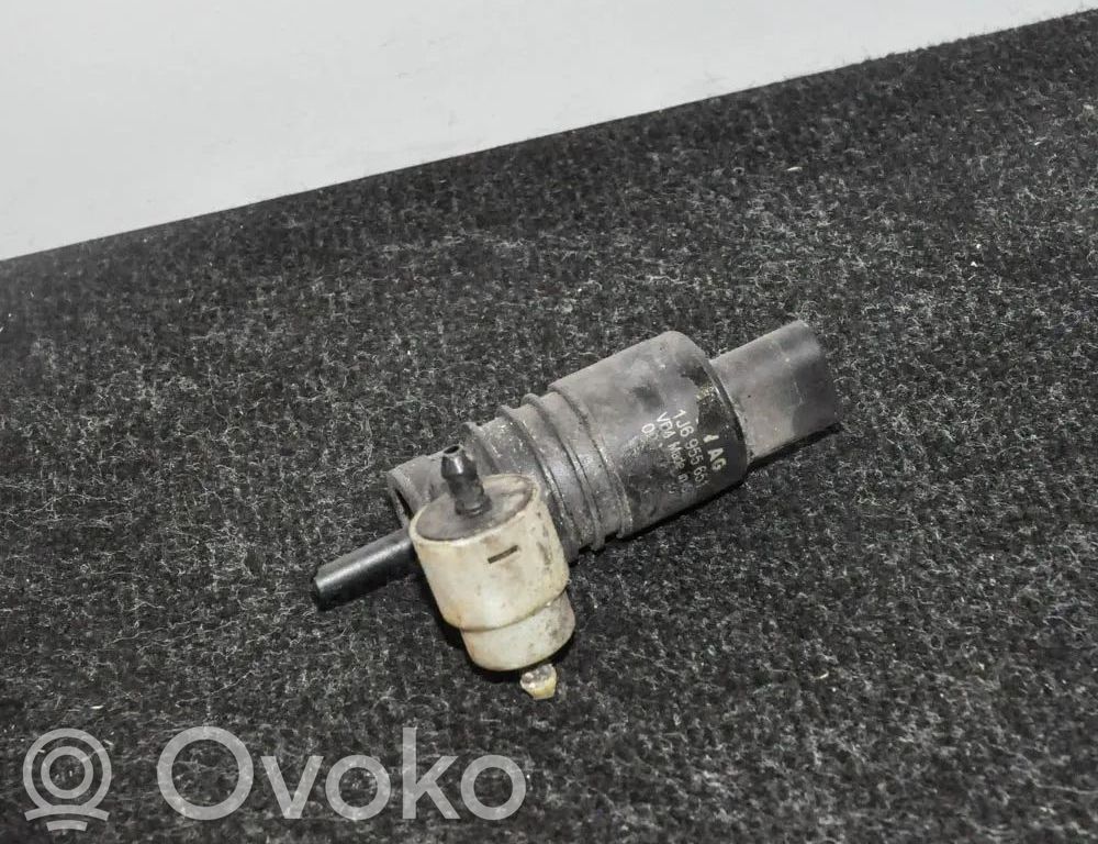 Volkswagen Golf V Pompa lavavetri parabrezza/vetro frontale 