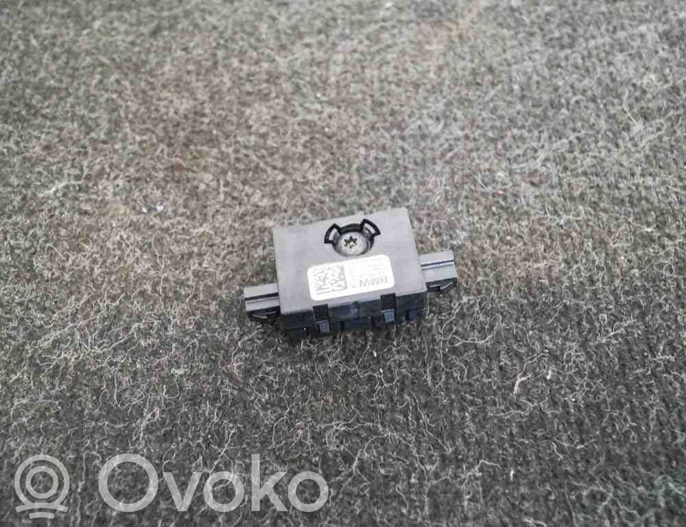 BMW X3 F25 Amplificatore antenna 