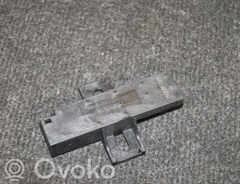 Audi A4 S4 B9 8W Muut laitteet 