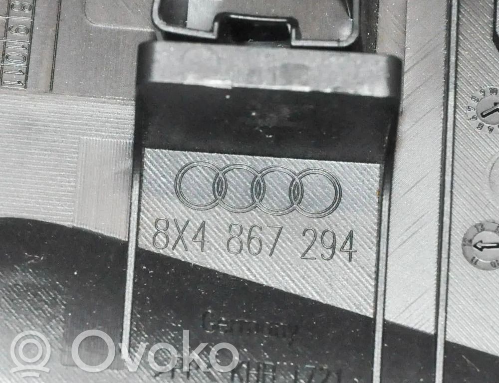 Audi A1 Rivestimento montante (B) (superiore)
