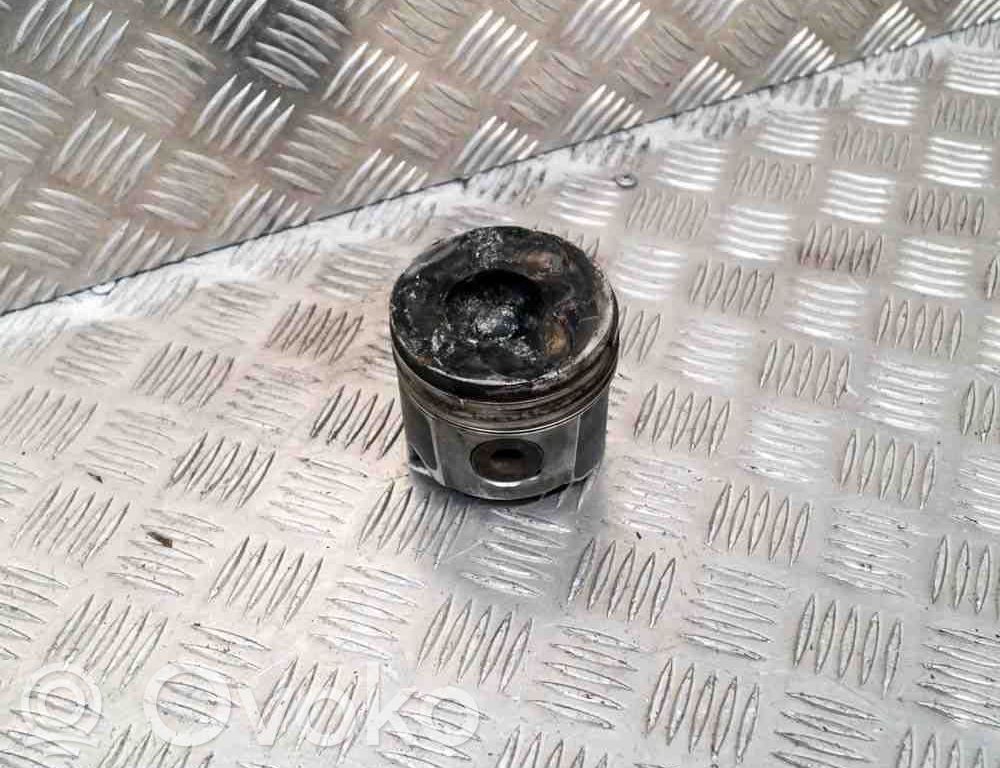 Citroen C5 Piston 