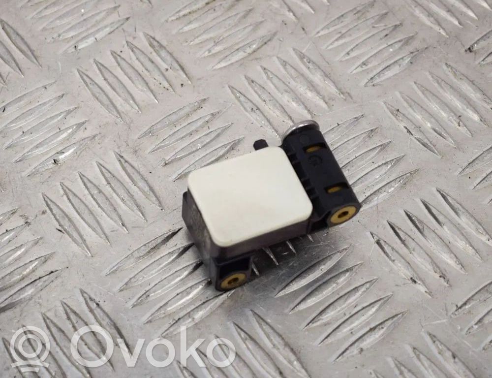 Acceleration sensor   6911003