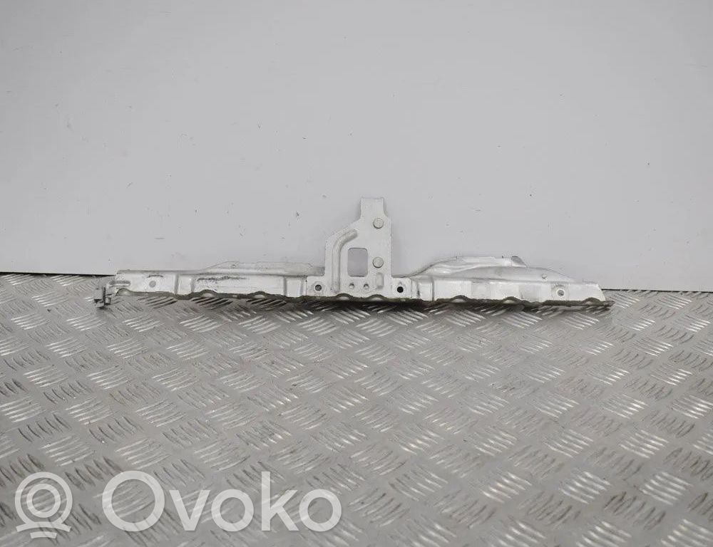 BMW X3 F25 Alte piese compartiment motor 
