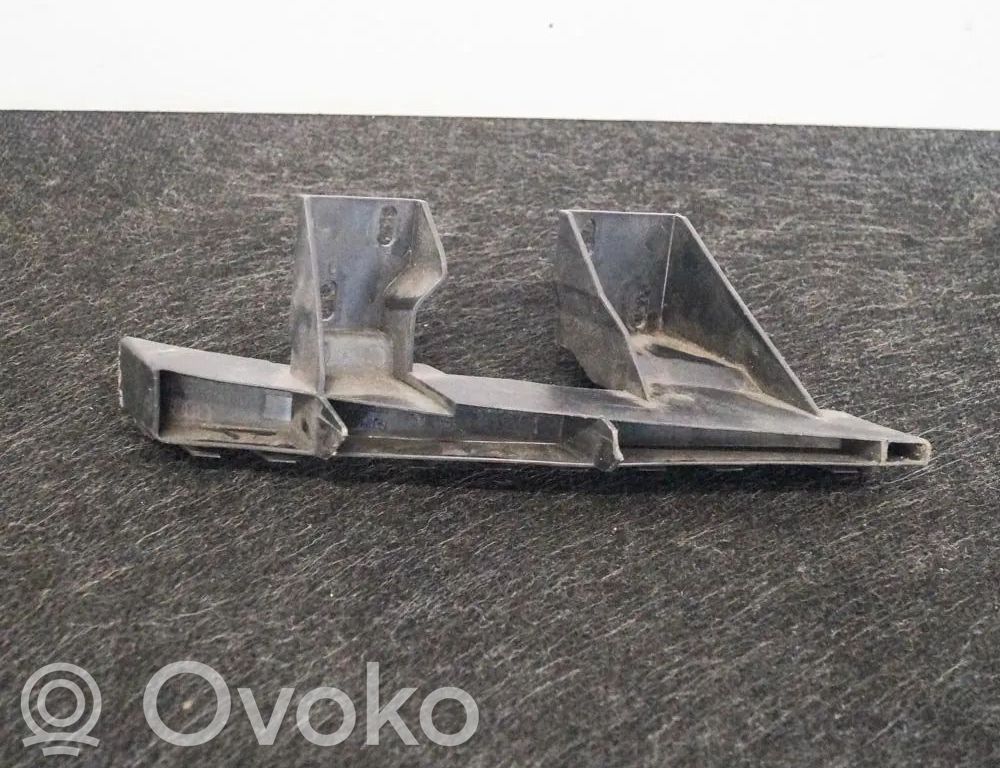 Audi Q7 4L Uchwyt / Mocowanie zderzaka przedniego 
