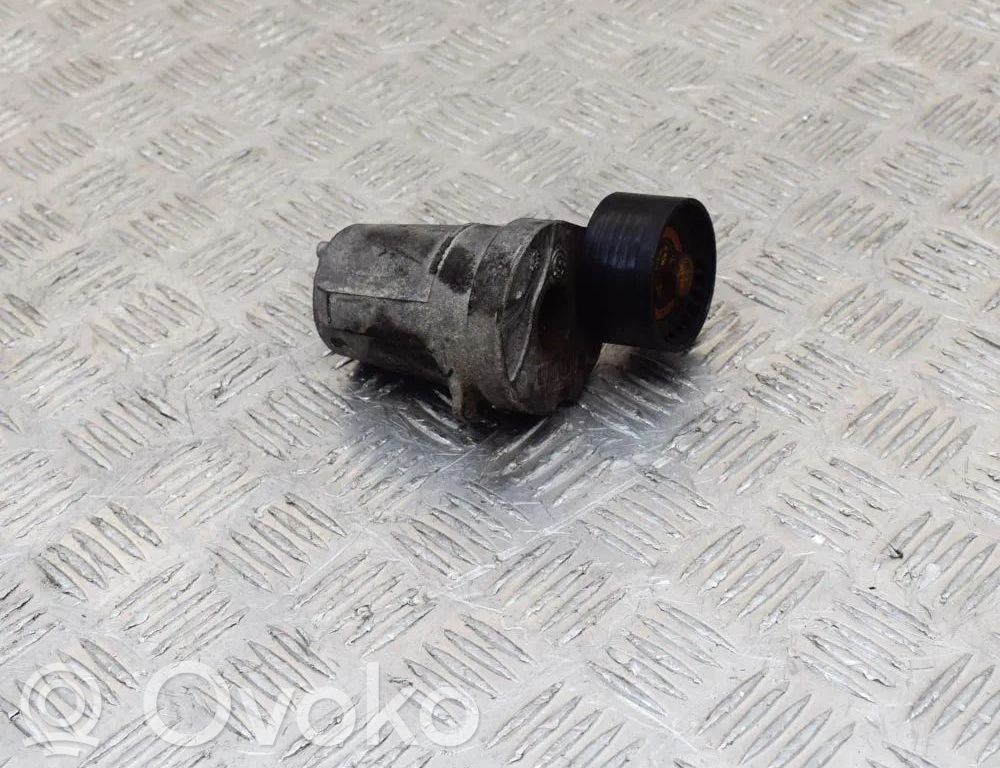BMW 5 E60 E61 Cita veida dzinēja nodalījuma detaļa 