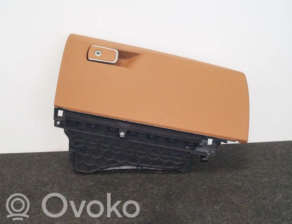 BMW 4 F32 F33 Hansikaslokero 