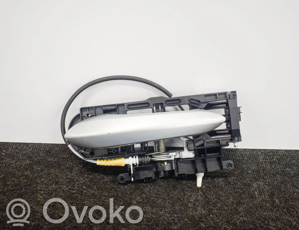 BMW 5 F10 F11 Poignée extérieure avant 
