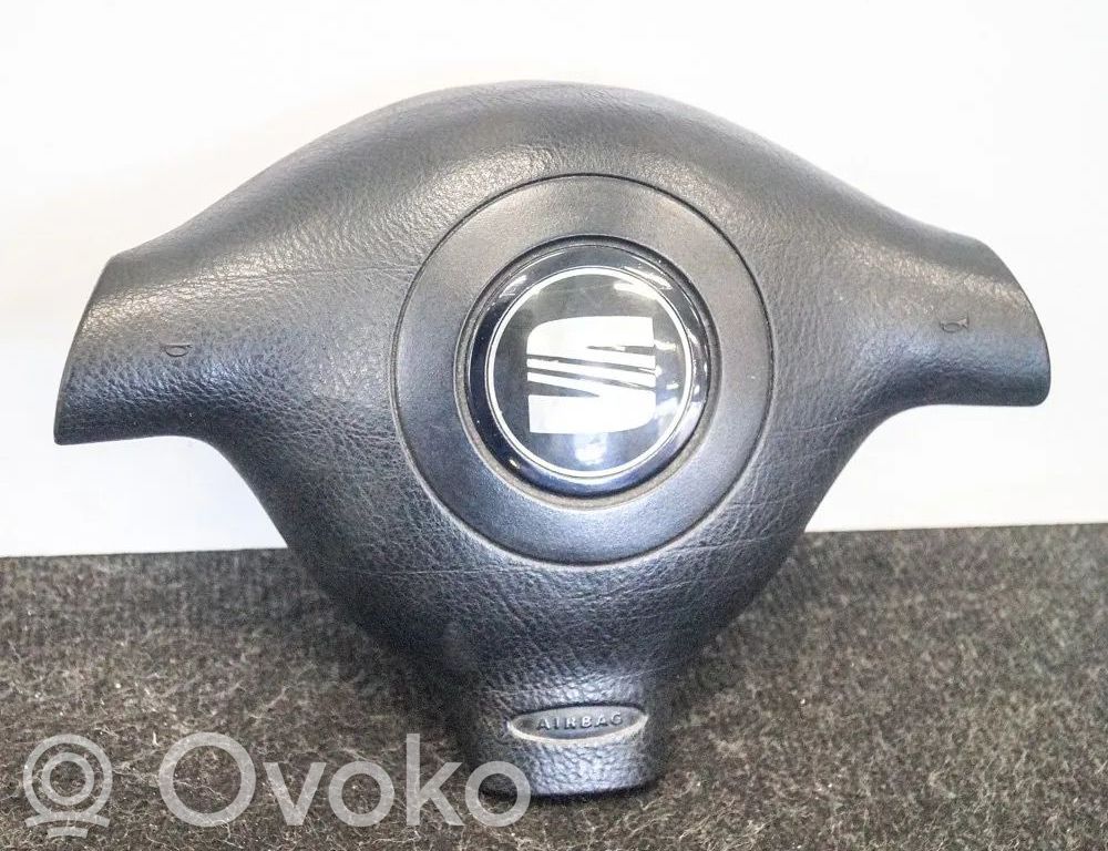 Ohjauspyörän turvatyyny   1M0880201K