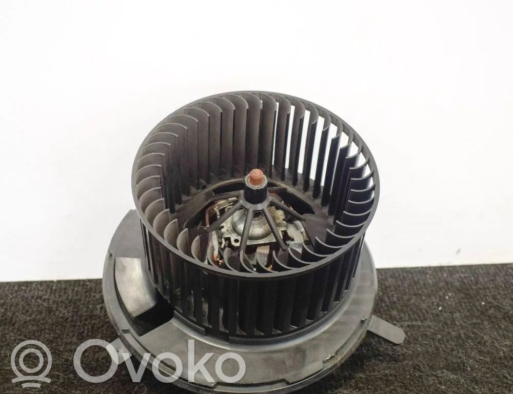 Volkswagen Golf VI Heizungslüfter