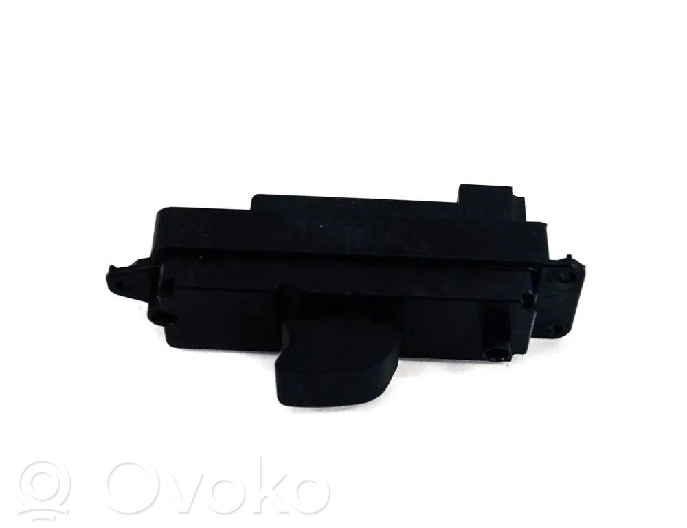 Mazda 6 Electric window control switch 
