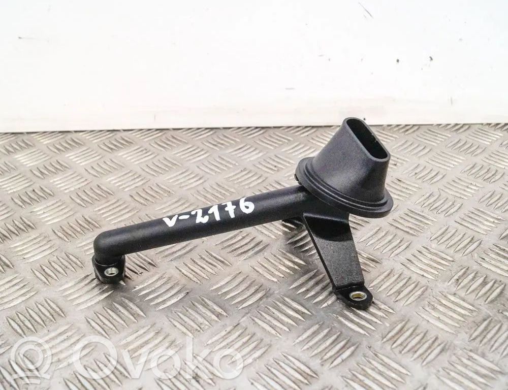 Ford B-MAX Oil sump strainer pipe 