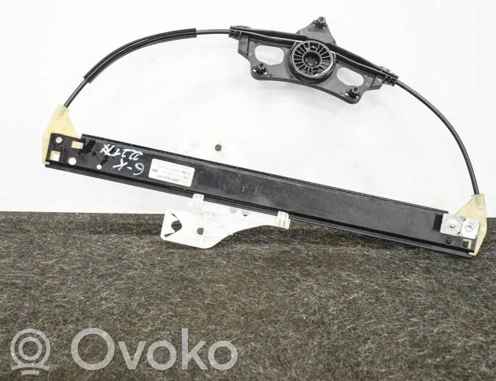 Audi A4 S4 B9 8W Alzacristalli della portiera posteriore con motorino