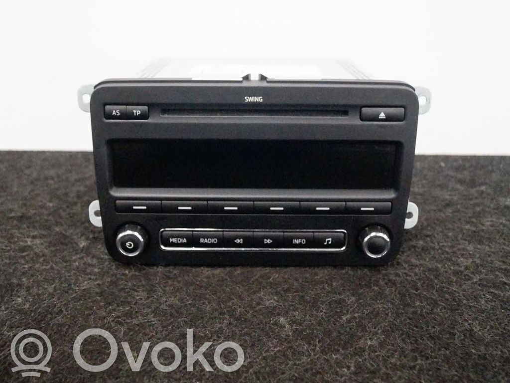 Skoda Rapid (NH) Unitate principală radio/CD/DVD/GPS 